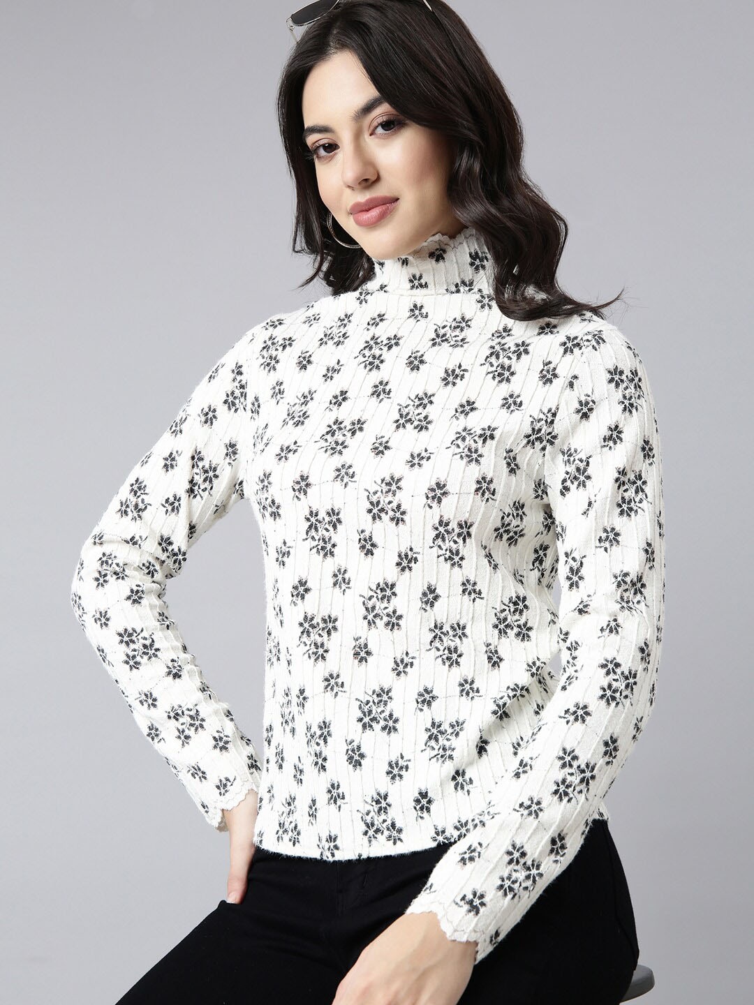 

SHOWOFF Floral High Neck Monochrome Fitted Top, Off white