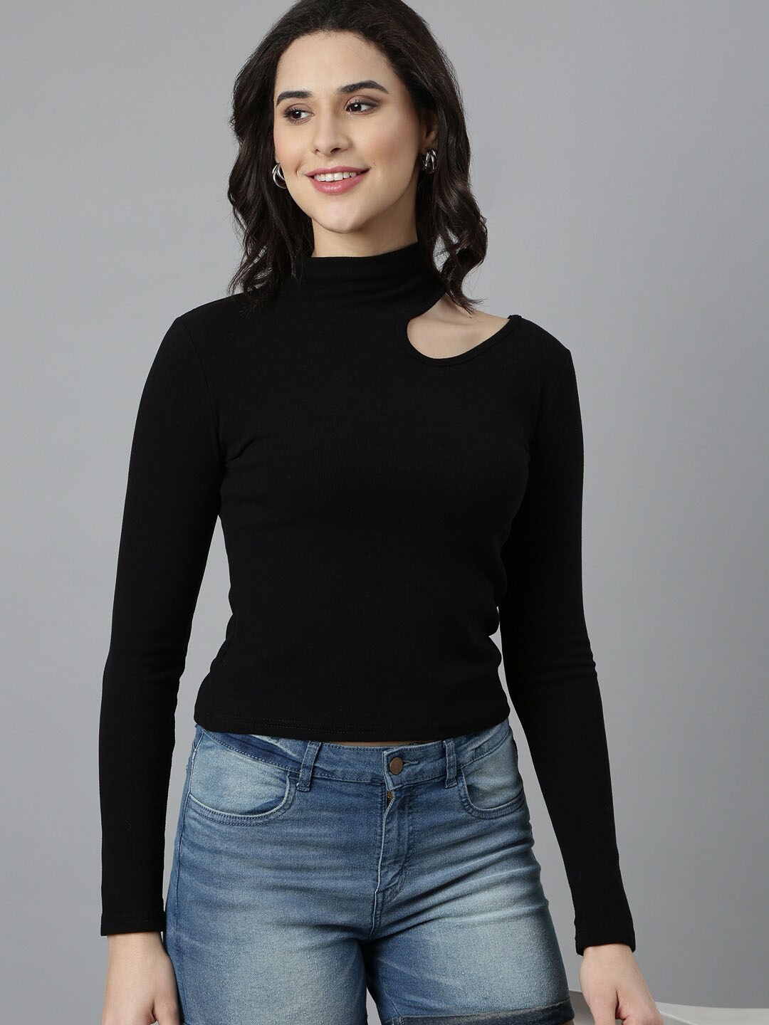 

SHOWOFF High Neck Long Sleeves Top, Black