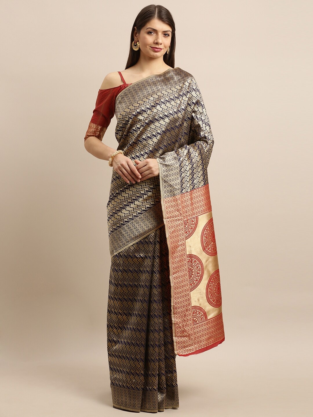 

Somras Woven Design Zari Silk Blend Kanjeevaram Saree, Black