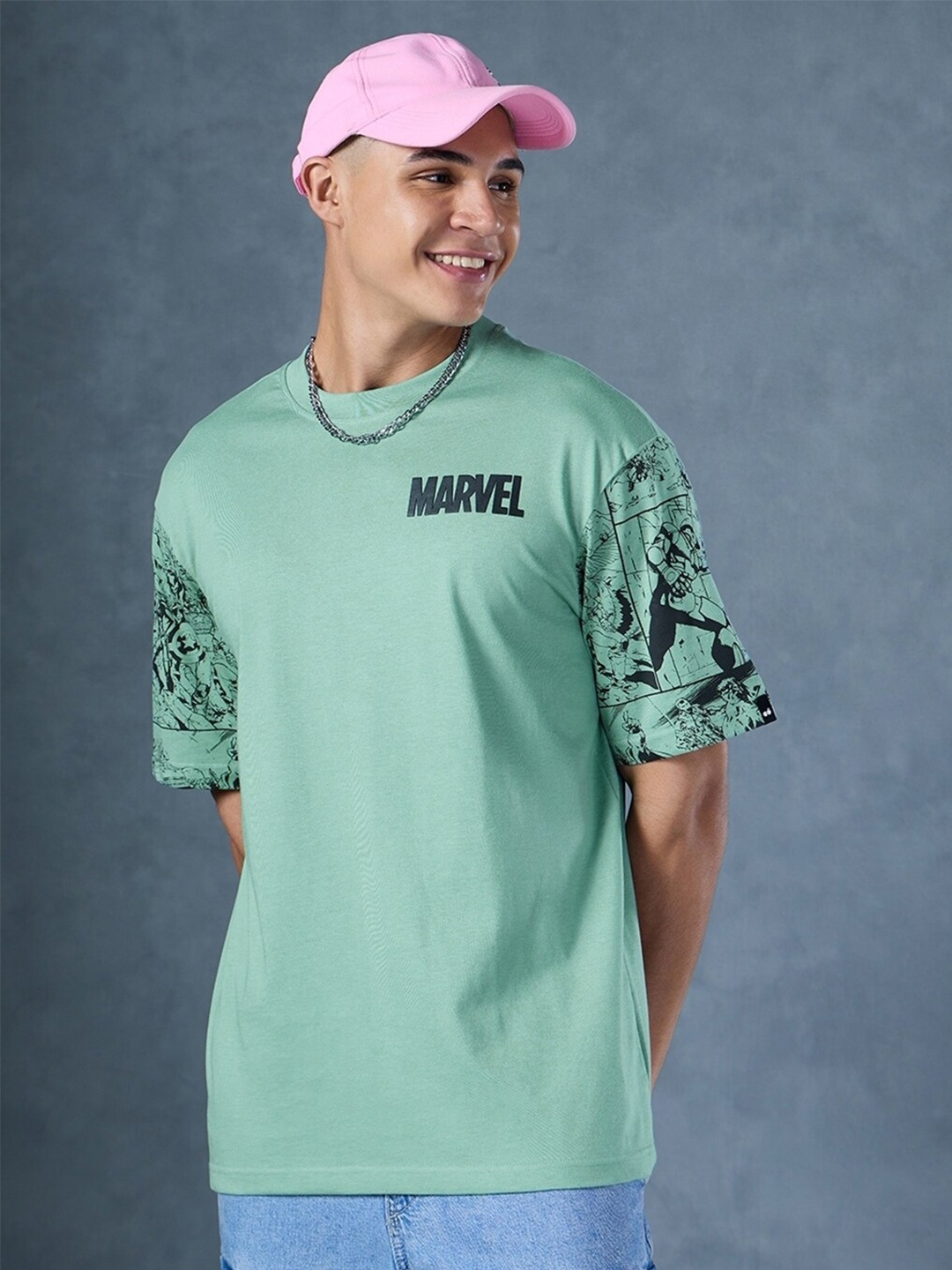 

Bewakoof Green Marvel Printed Round Neck Short Sleeves Cotton Oversized T-shirt