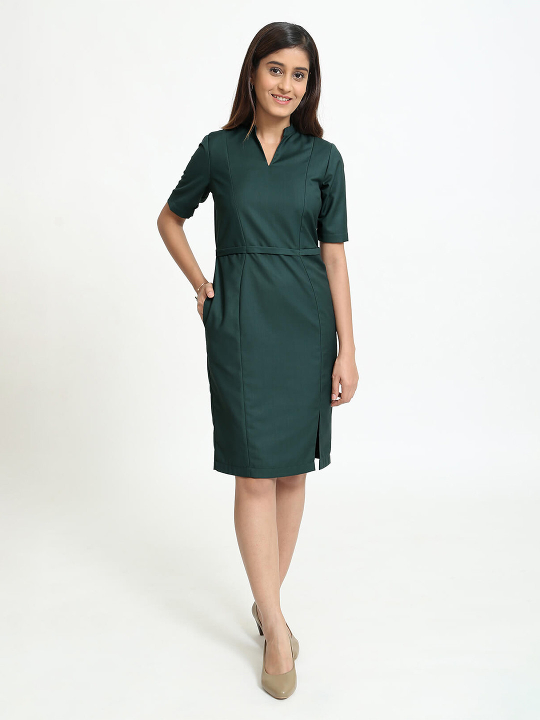 

SALT ATTIRE Rida Mandarin Collar Short Sleeves Sheath Dress, Green
