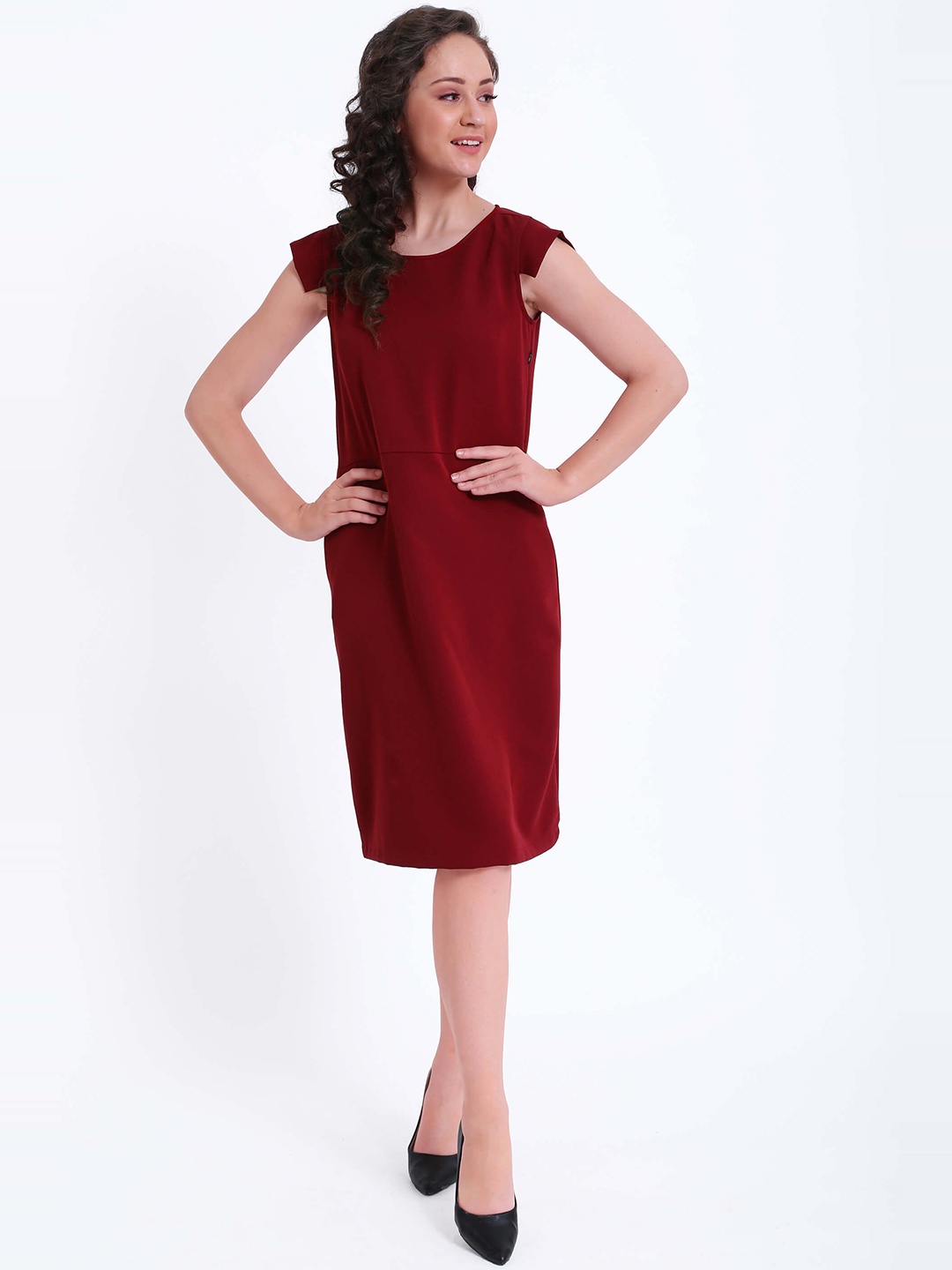 

SALT ATTIRE Round Neck Cap Sleeves Sheath Dress, Maroon
