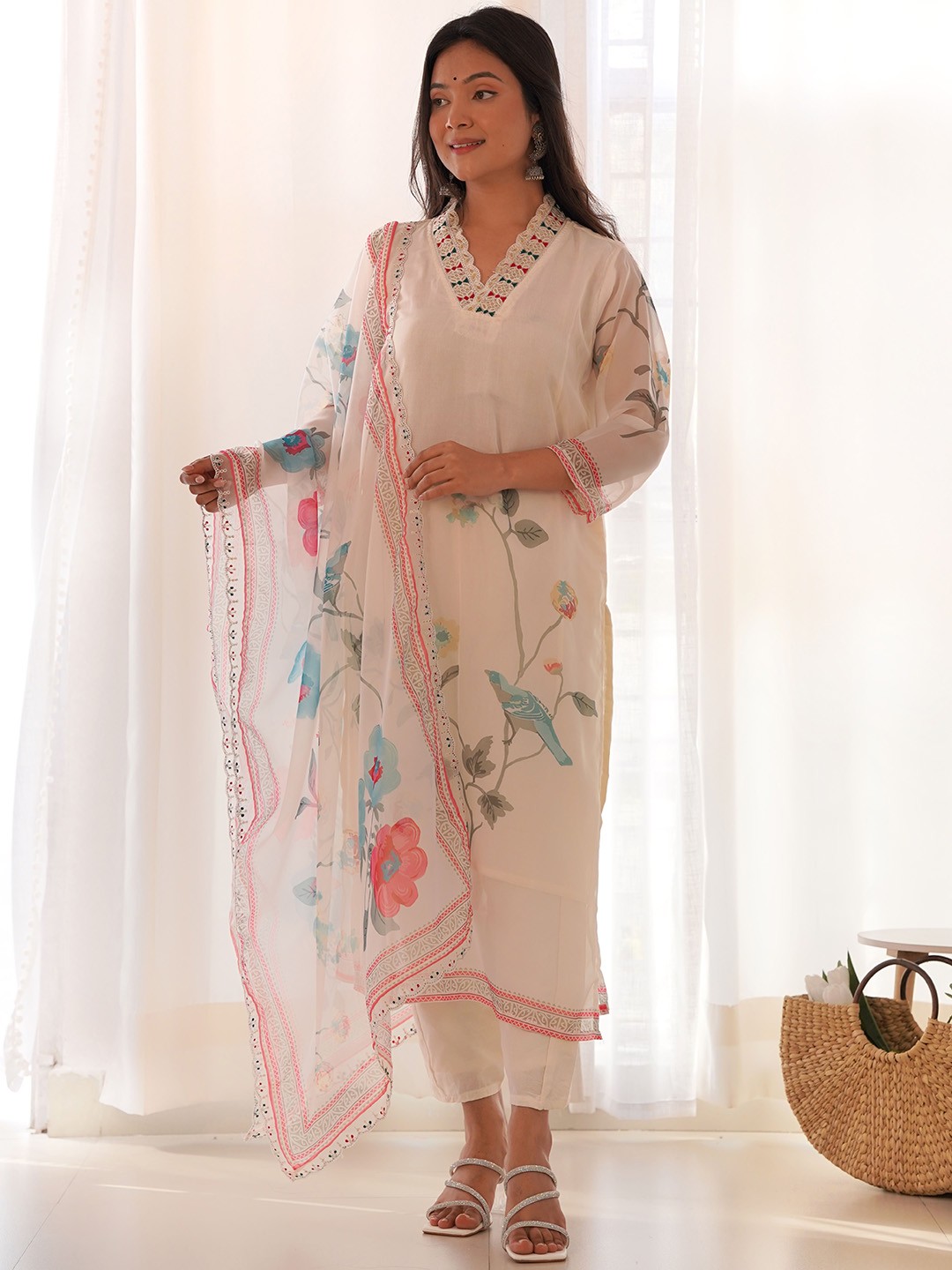 

J.KANJI Floral Embroidered Regular Thread Work Kurta with Trousers & Dupatta, Off white