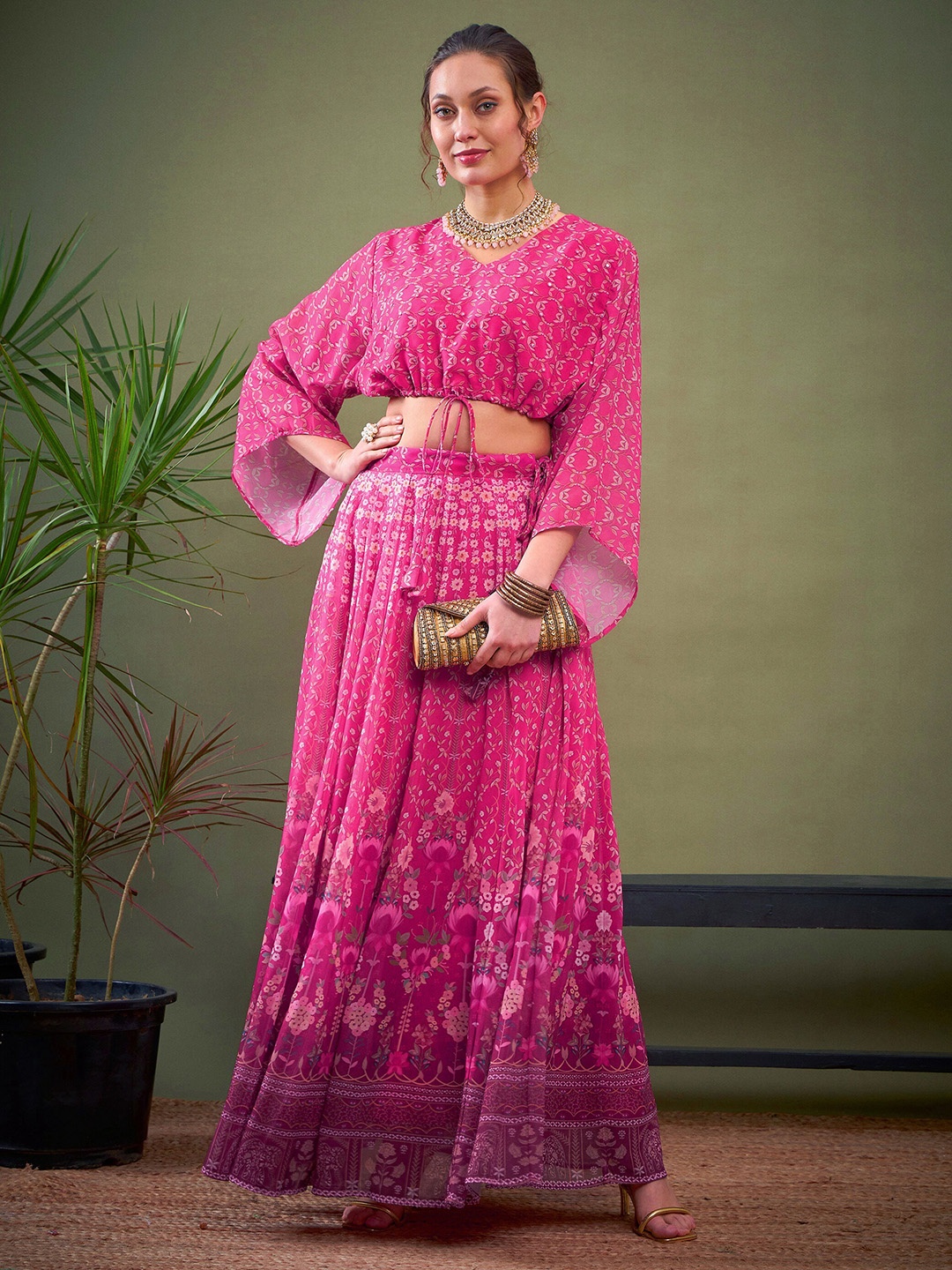 

Shae by SASSAFRAS Pink Floral Printed Crop Top With Anarkali Skirt