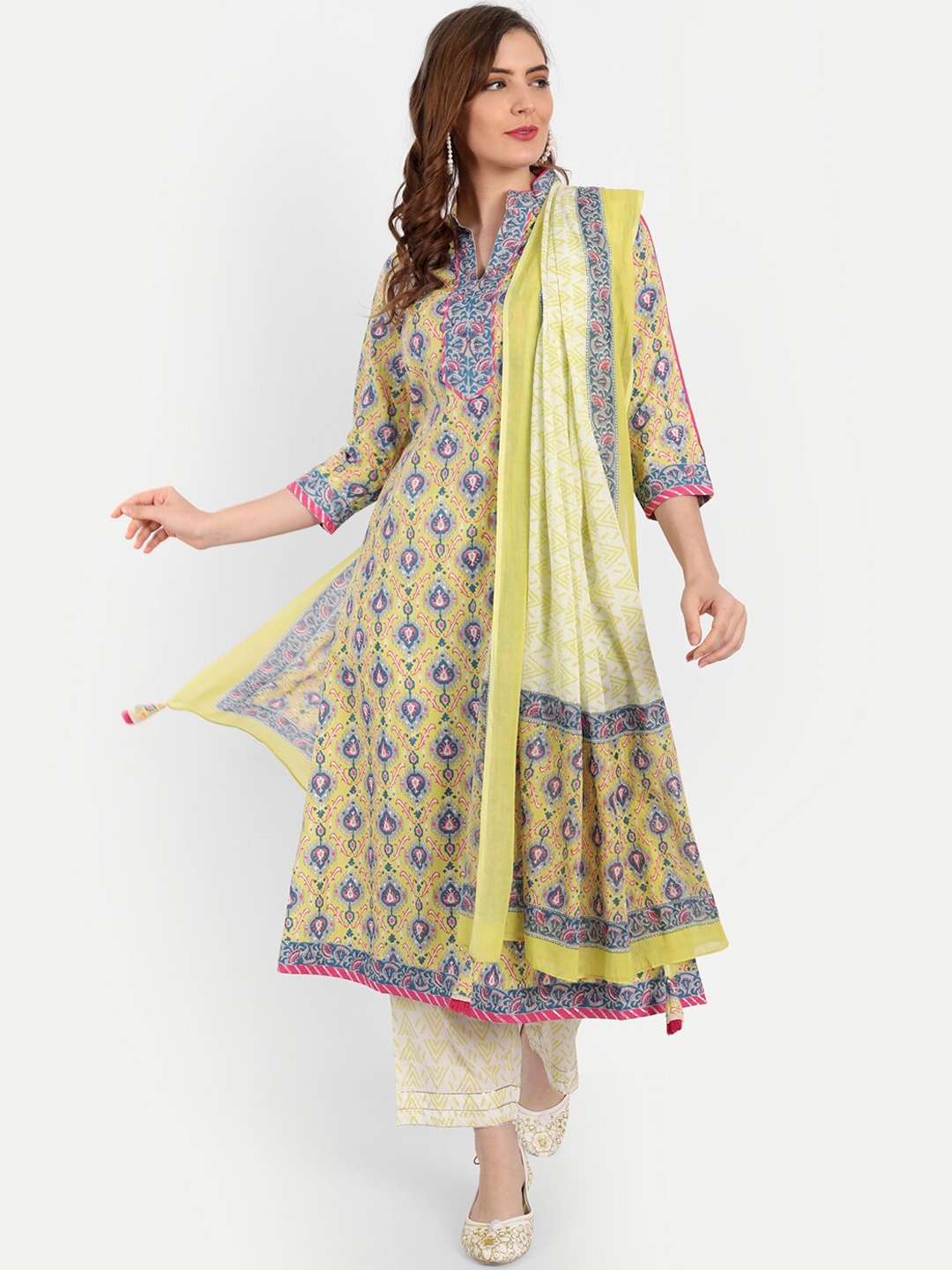 

SUTI Floral Printed Regular Pure Cotton Kurta with Trousers & With Dupatta, Yellow