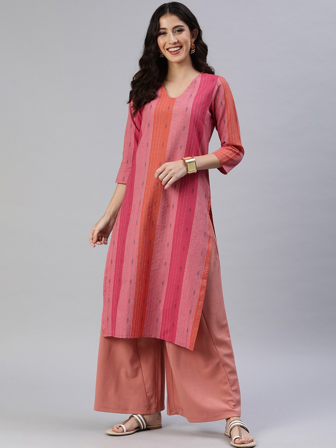

Shaily Women Striped Flared Sleeves Kurta, Red