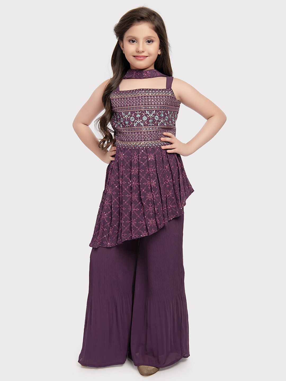 

BETTY Girls Ethnic Motifs Embroidered Empire Thread Work Kurta with Sharara & Dupatta, Burgundy