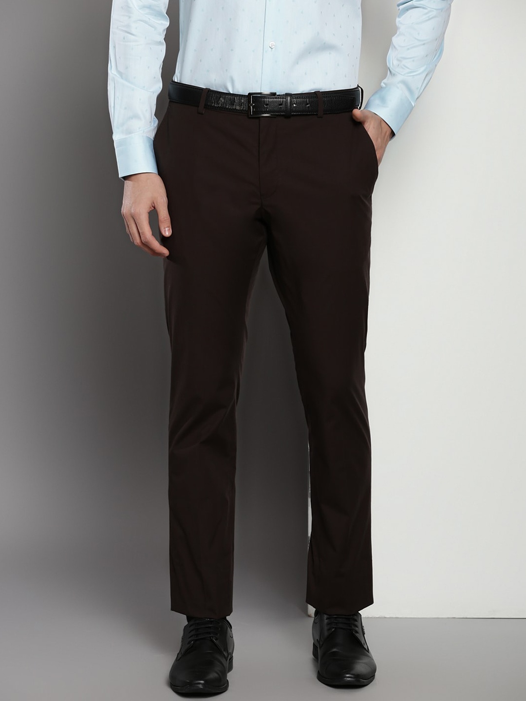 

Tommy Hilfiger Men Mid Rise Formal Trousers, Brown