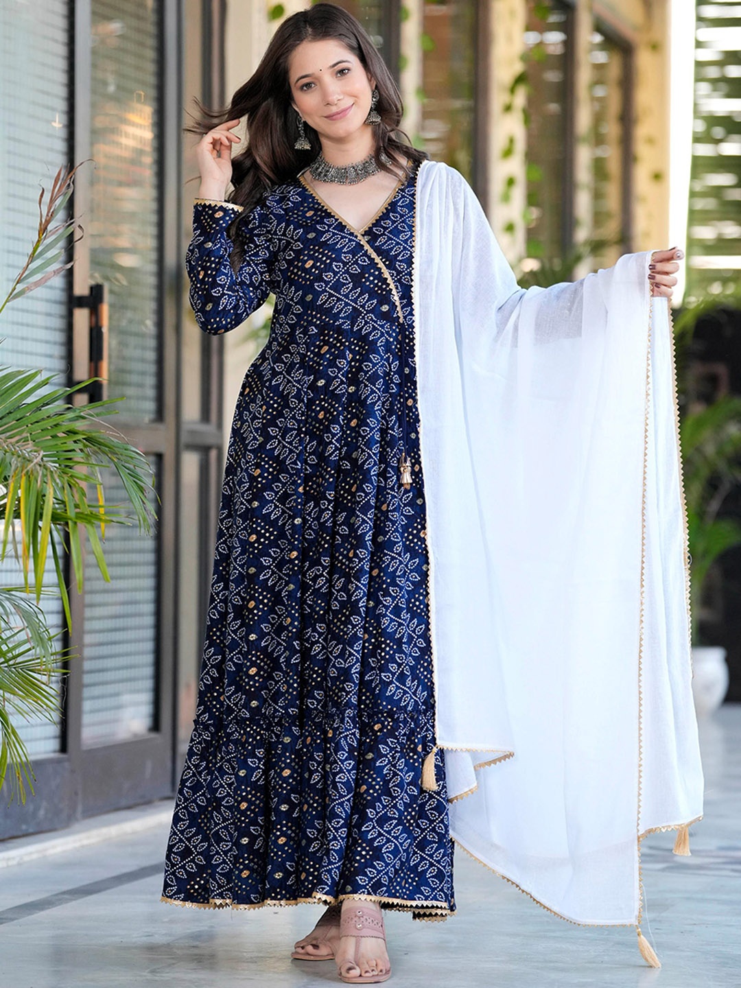 

Chandbaali Bandhani Printed Angrakha Kurta with Trousers & With Dupatta, Blue