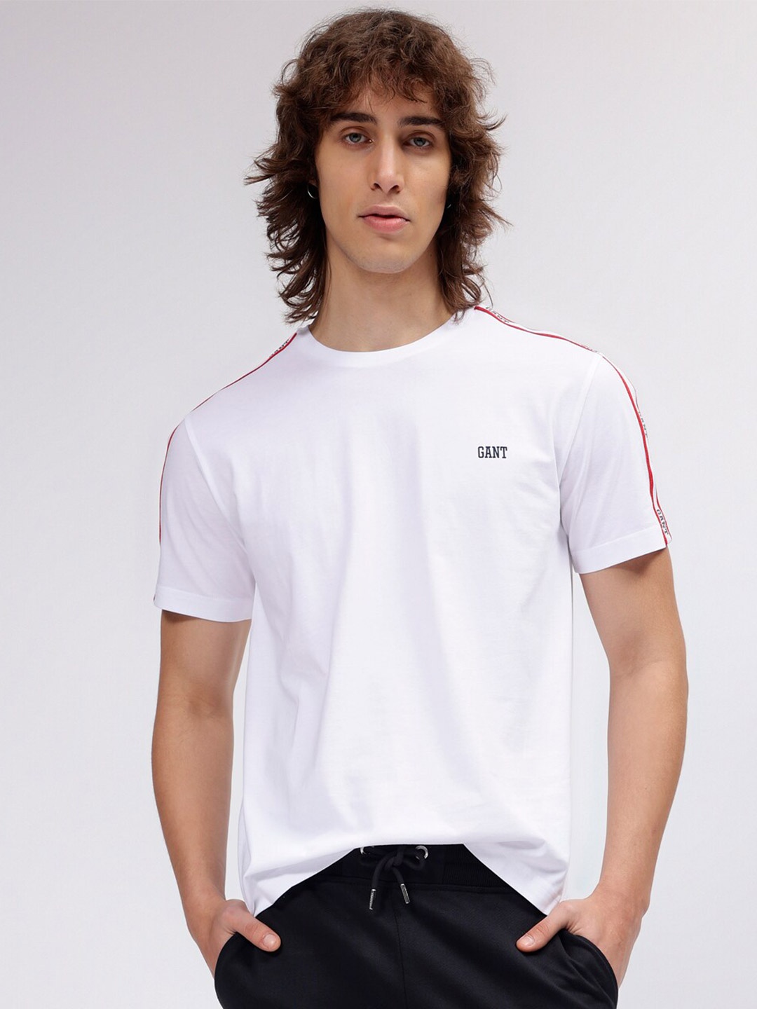 

GANT Solid Round Neck Regular Fit T-Shirt, White