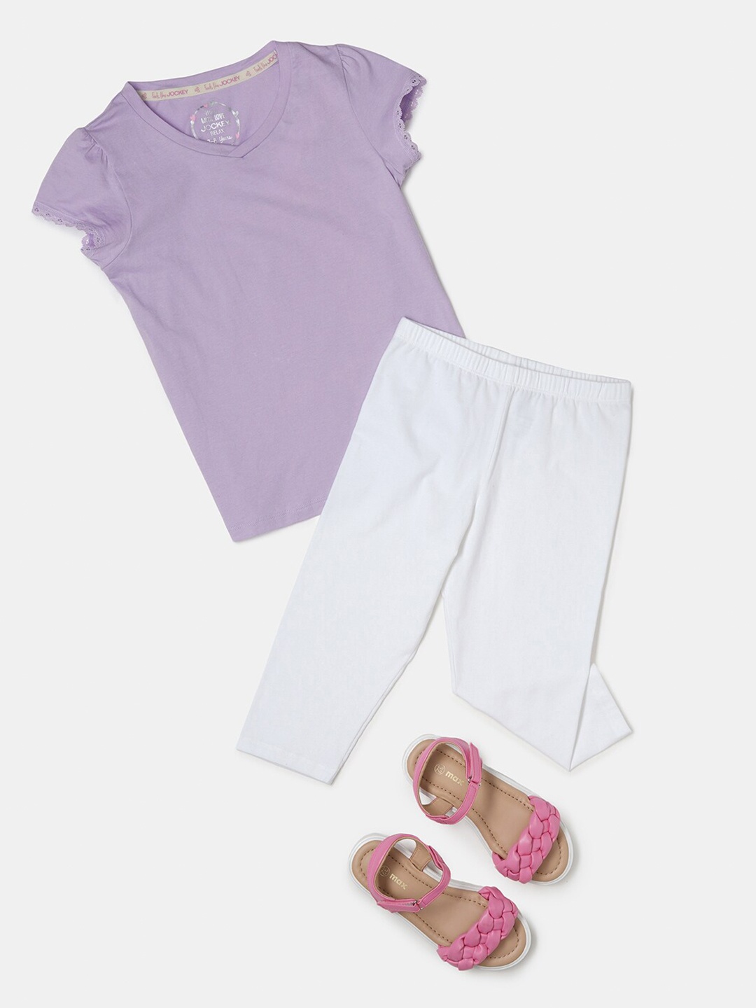 

Jockey AG18 Girls Mid-Rise Slim Fit Capris, White