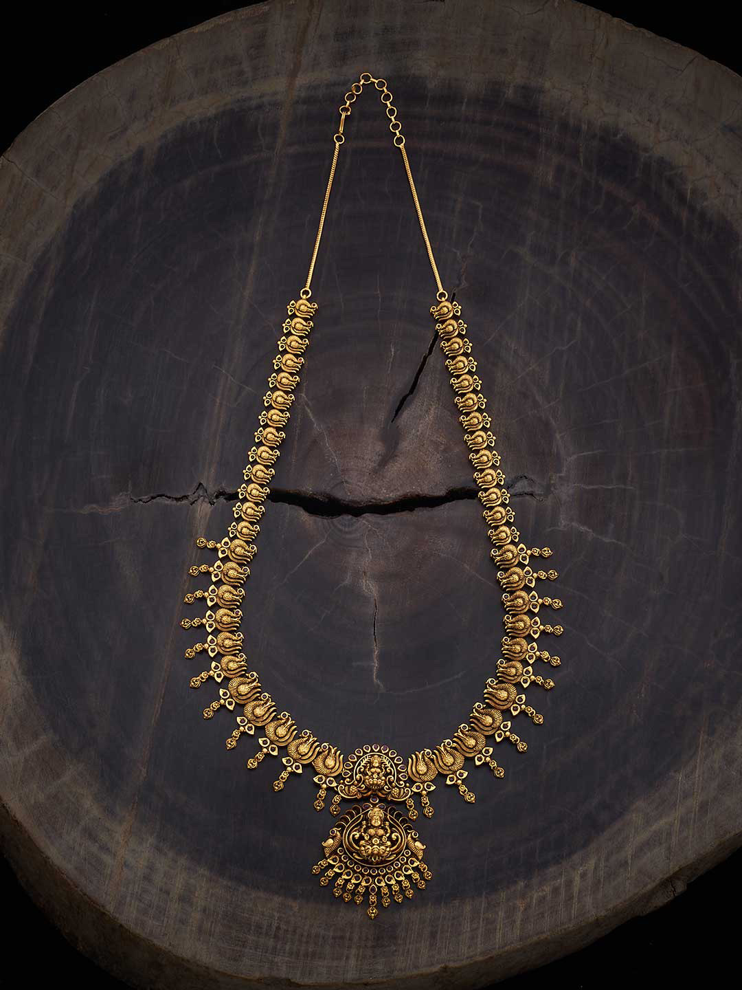 

Kushal's Fashion Jewellery Gold-Plated Antique Necklace