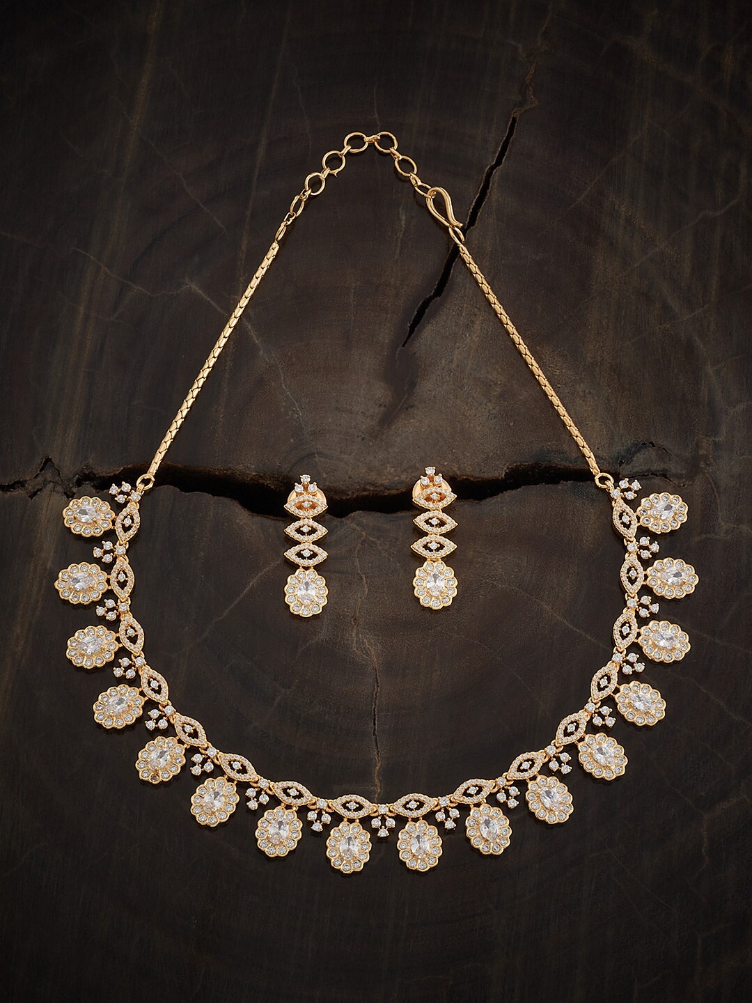 

Kushal's Fashion Jewellery Gold-Plated Cubic Zirconia Studded Jewellery Set