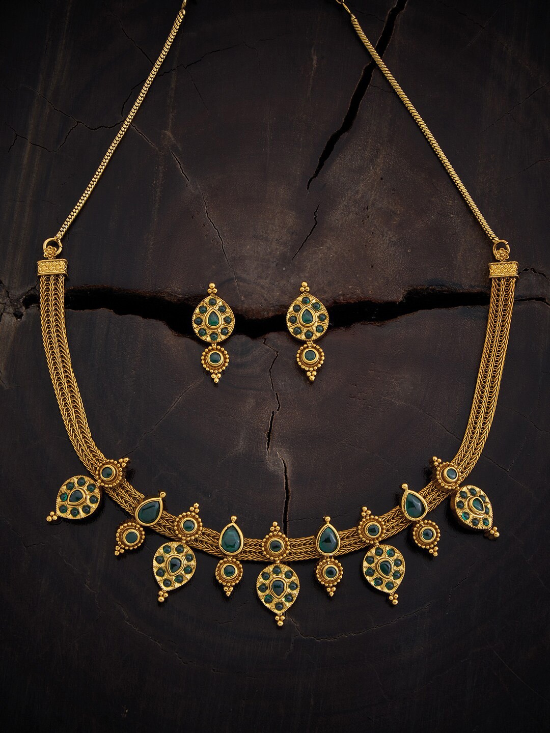 

Kushal's Fashion Jewellery Gold-Plated Stones-Studded Antique Jewellery Set