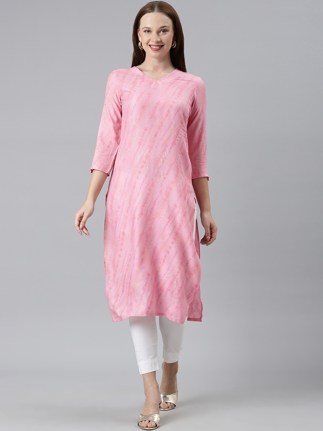 

Shaily Women Embroidered Thread Work Kurta, Pink