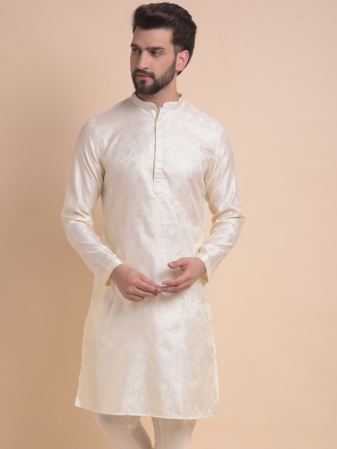 

Anouk Men Thread Work Kurta, Off white