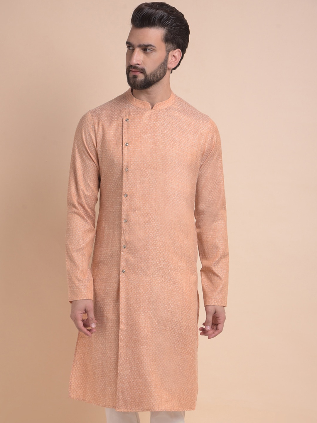 

Anouk Men Thread Work Kurta, Copper