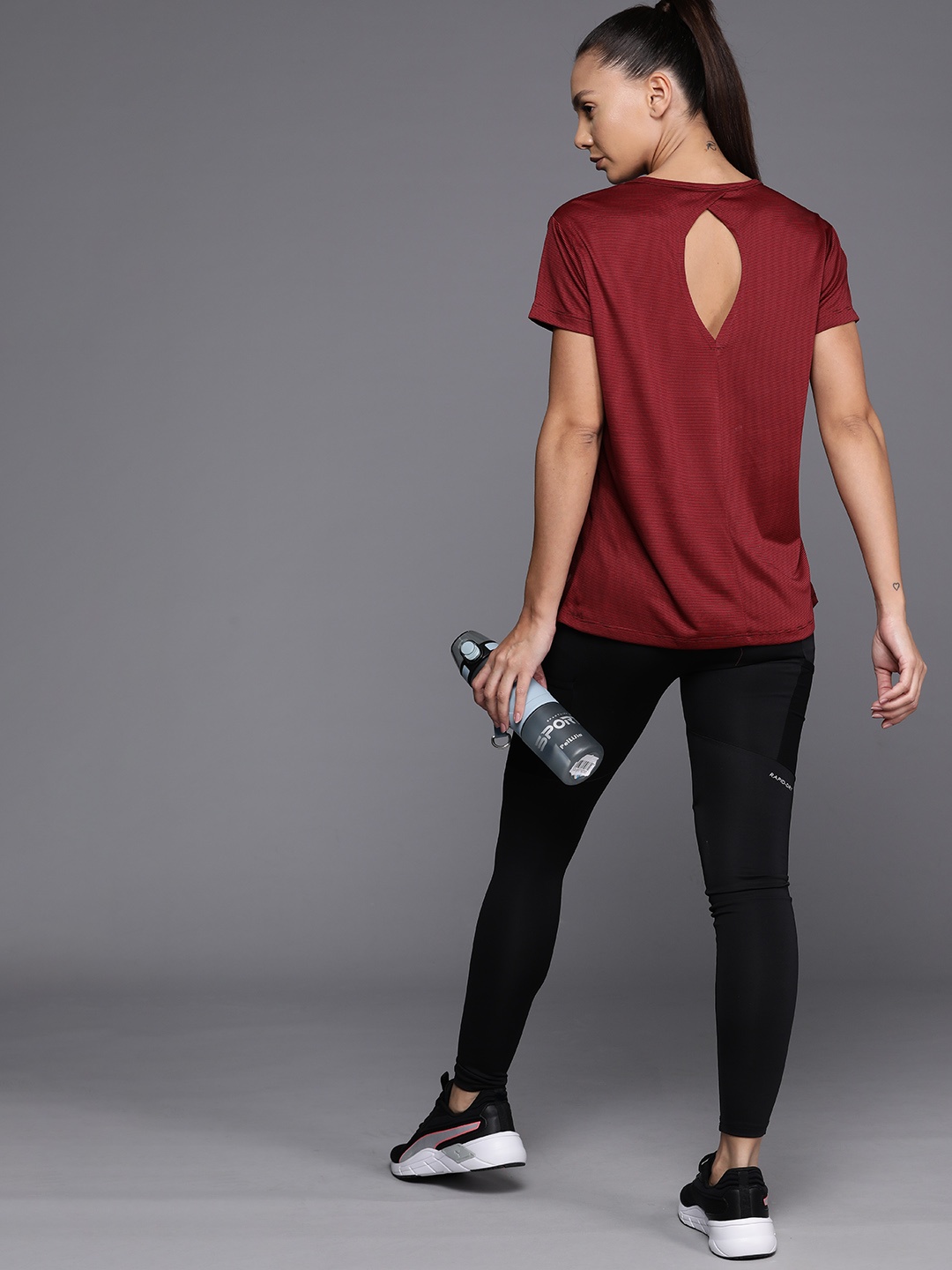 

HRX by Hrithik Roshan Striped Cut Outs Rapid-Dry Training T-shirt, Red