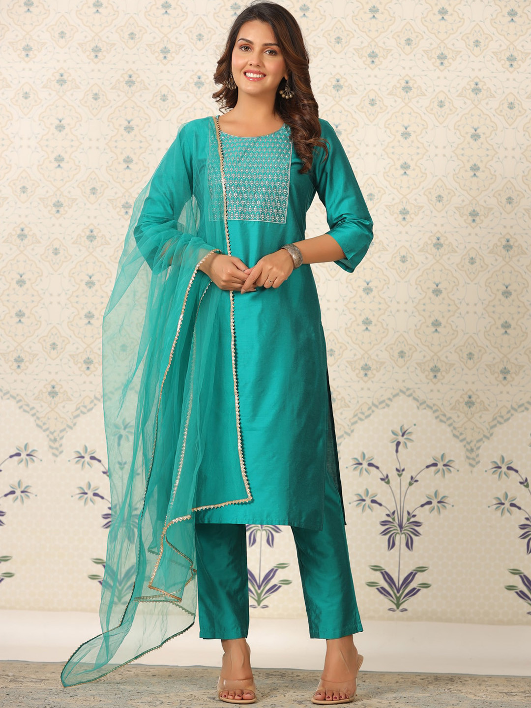

Ode by House of Pataudi Ethnic Motifs Yoke Design Thread Work Kurta & Trouser With Dupatta, Sea green