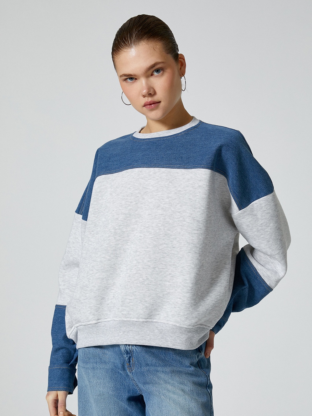 

Koton Colourblocked Pullover Straight Sweatshirt, Grey