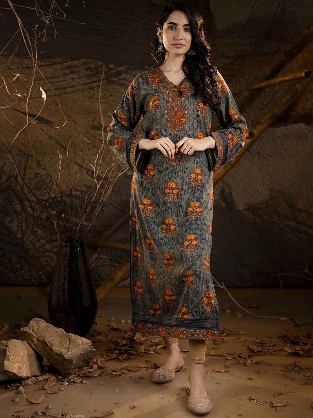 

KALINI Floral Printed Thread Work Straight Kurta, Teal