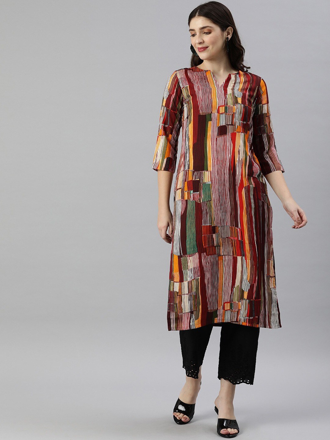

Saanjh Women Striped Keyhole Neck Flared Sleeves Thread Work Kurta, Maroon