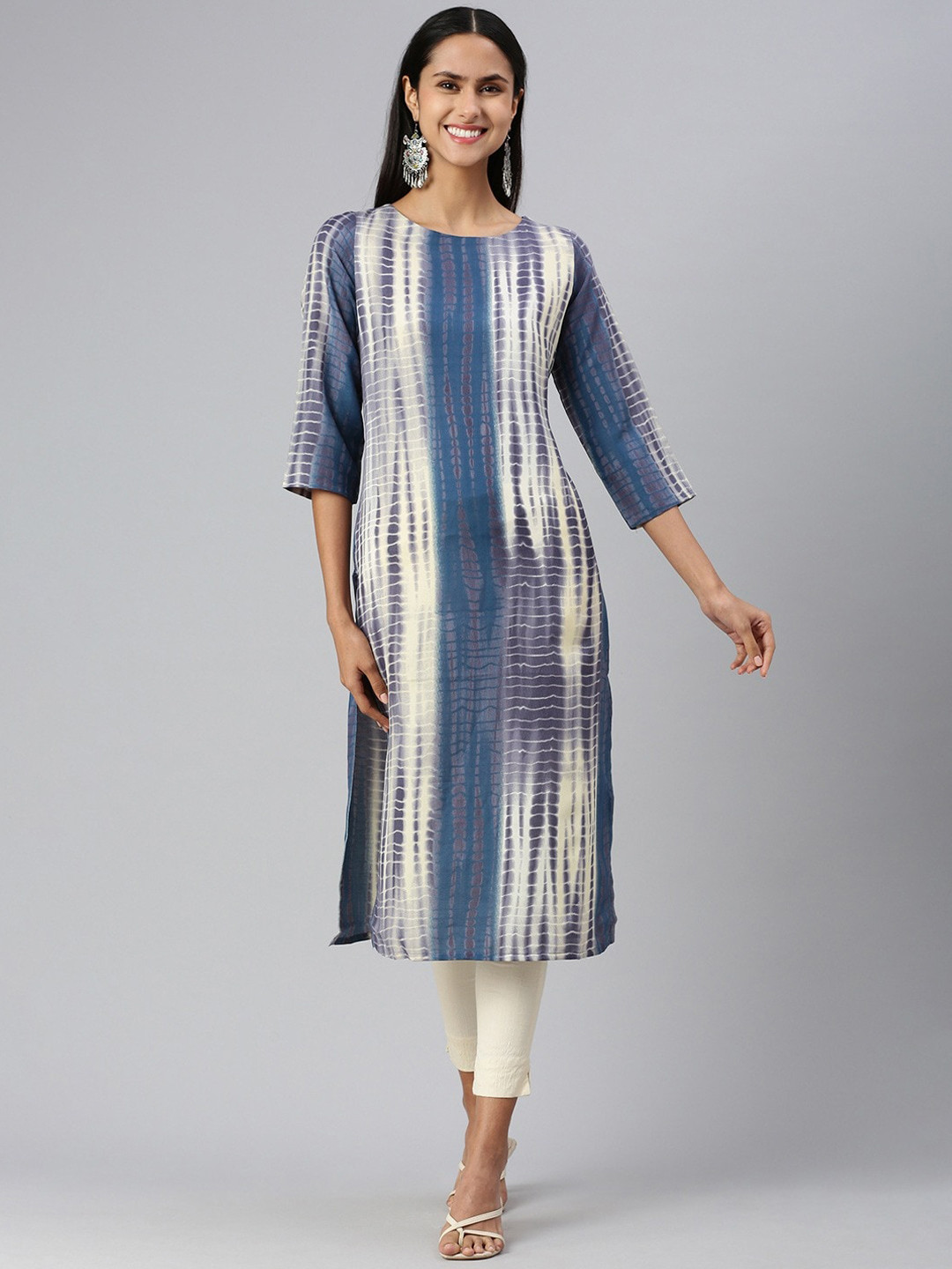 

Saanjh Striped Tie & Dye Flared Sleeves Sequinned Kurta, Teal