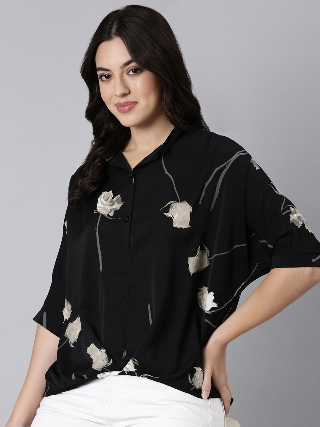 

SHOWOFF Floral Printed Shirt Collar Extended Sleeves Shirt Style Top, Black
