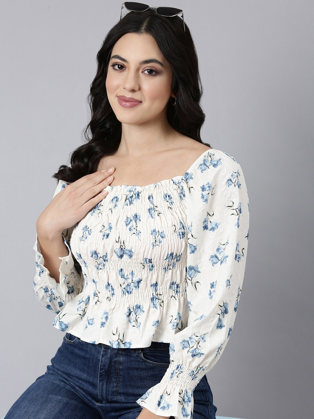 

SHOWOFF Floral Printed Square Neck Puff Sleeves Fitted Crop Top, Blue
