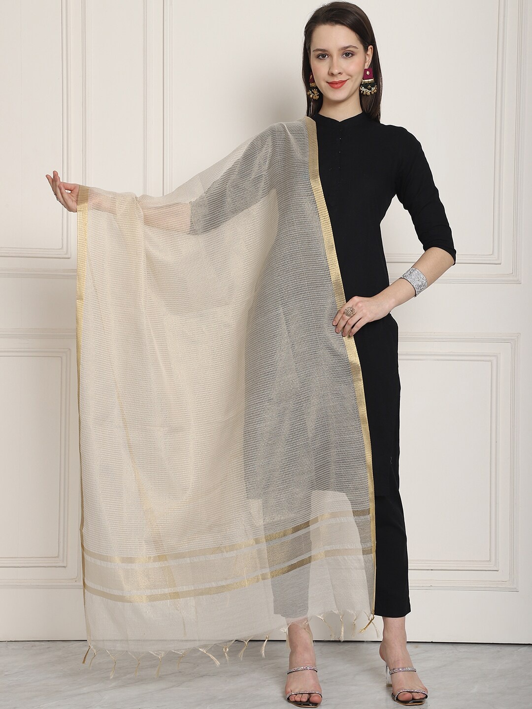 

LOOM LEGACY Checked Zari Linen Dupatta, Off white