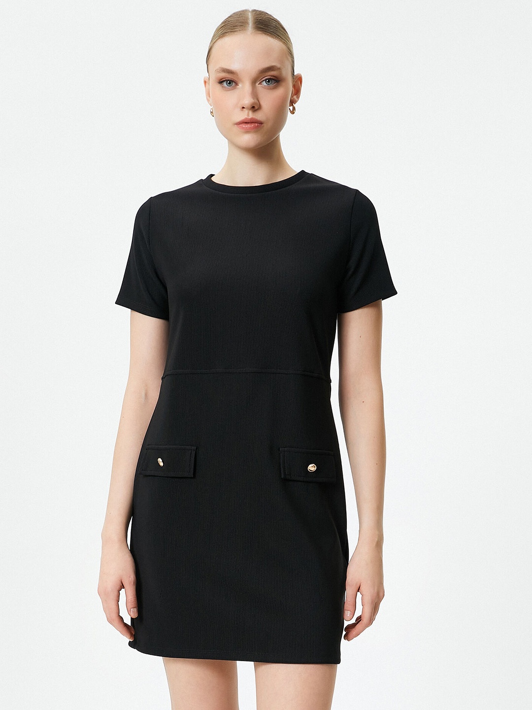 

Koton Short Sleeves Round Neck A-Line Mini Dress, Black