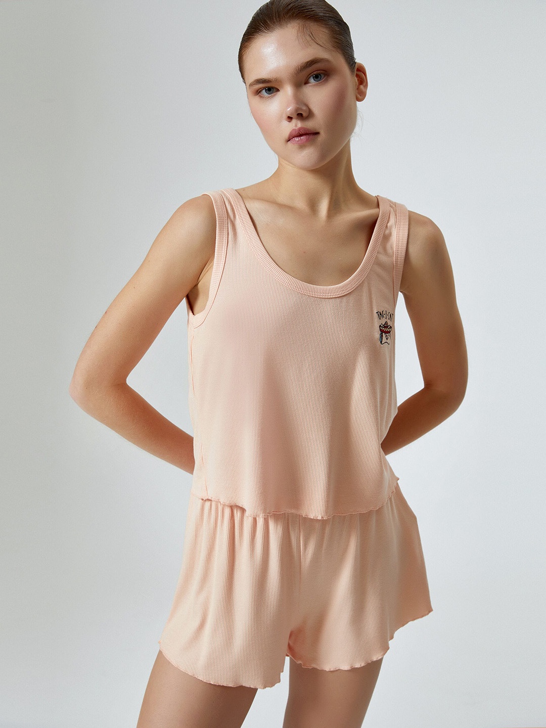 

Koton Sleeveless Night Suit, Peach