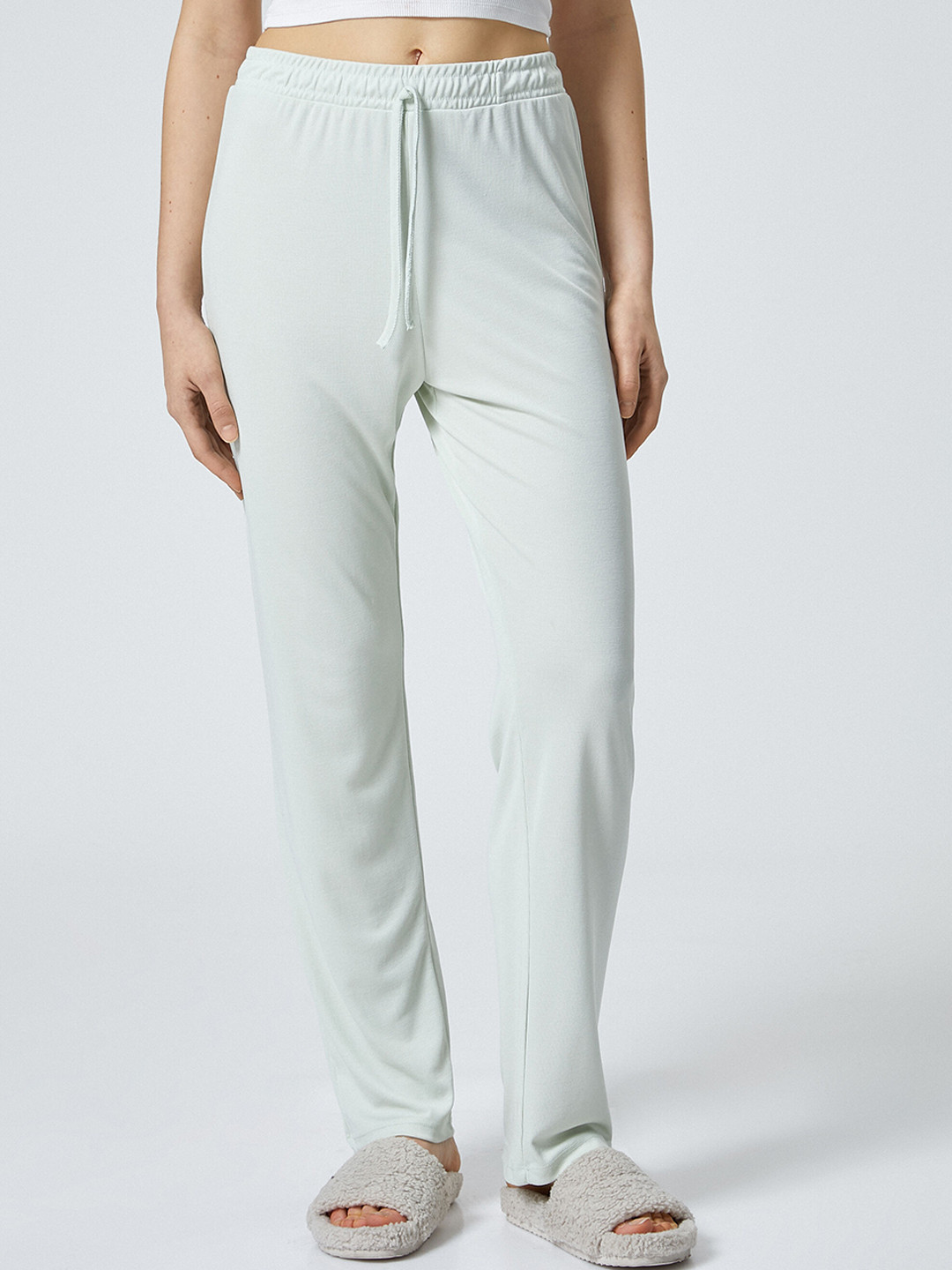 

Koton Round Neck Sleeveless Crop Night suit, Green
