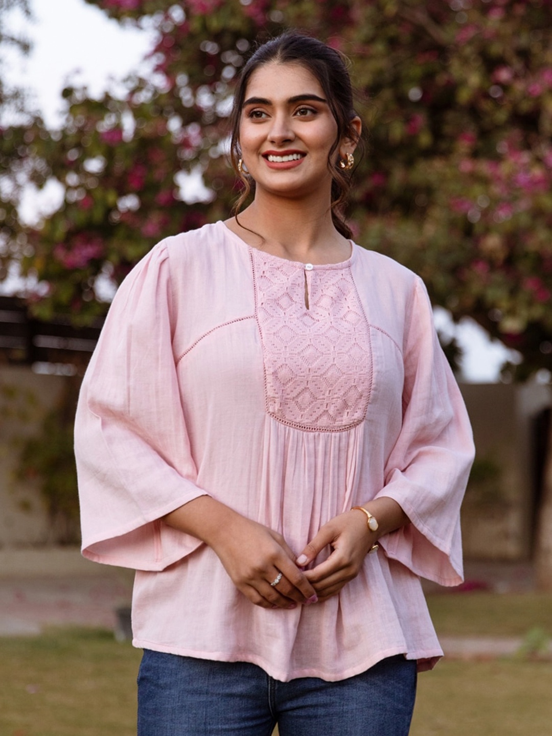 

Aadews Keyhole Neck Cotton Top, Pink