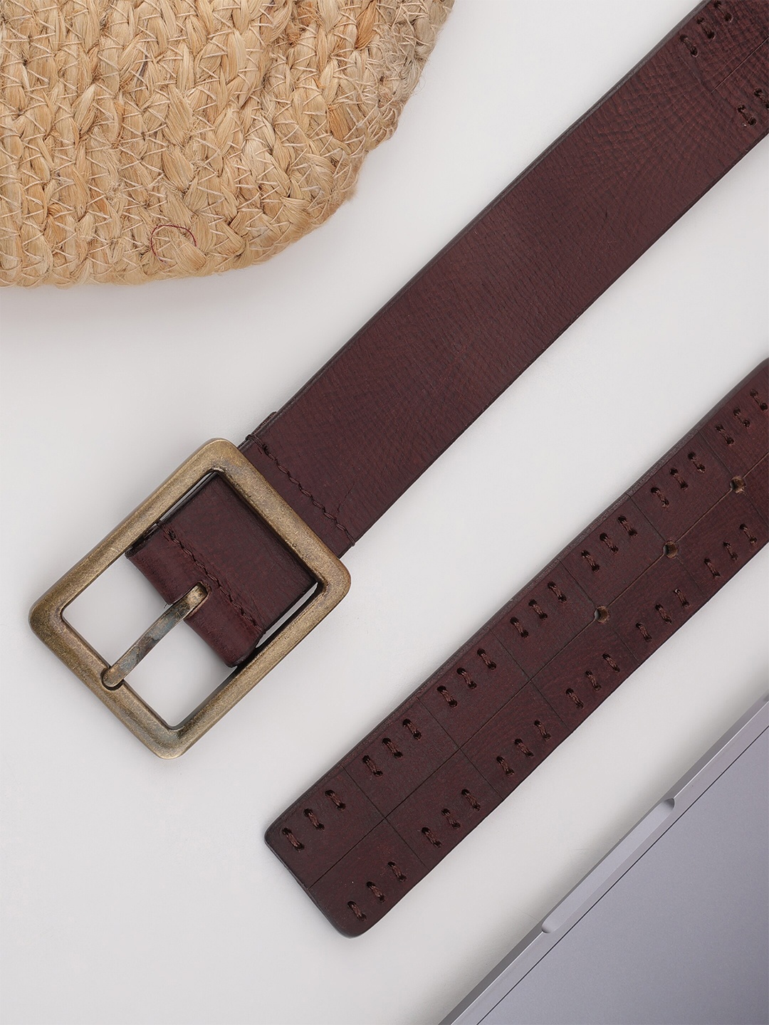 

Aditi Wasan Men Textured Leather Belt, Brown