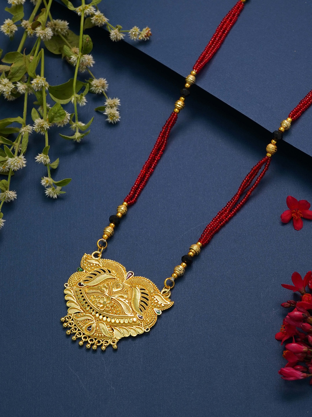 

Ramdev Art Fashion Jwellery Gold-Plated Artificial Stones and Beads Mangalsutra
