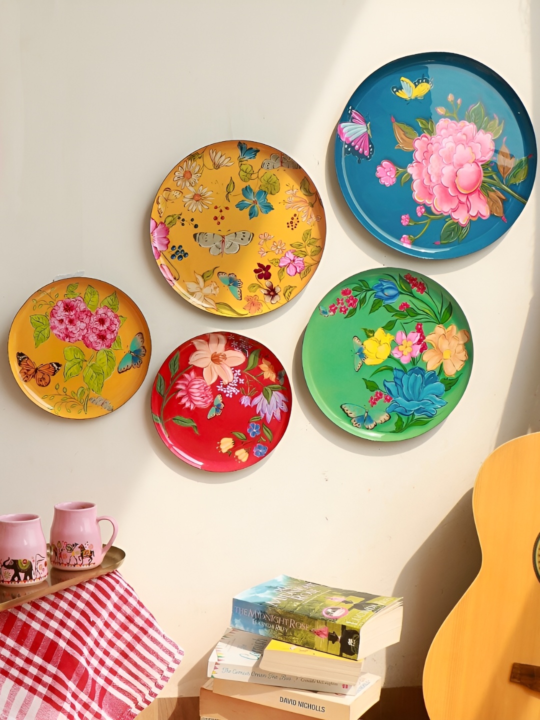 

Ritualistic Yellow & Blue 5 Pieces Floral Metal Wall Plates