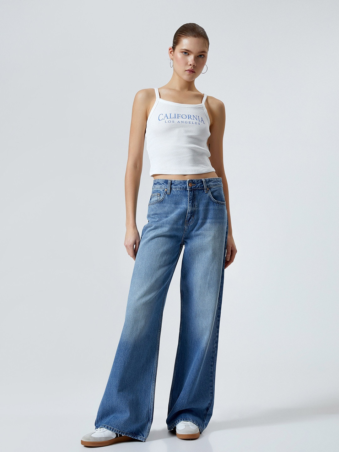 

Koton Typography Printed Sleeveless Cotton Fitted Crop Top, Beige