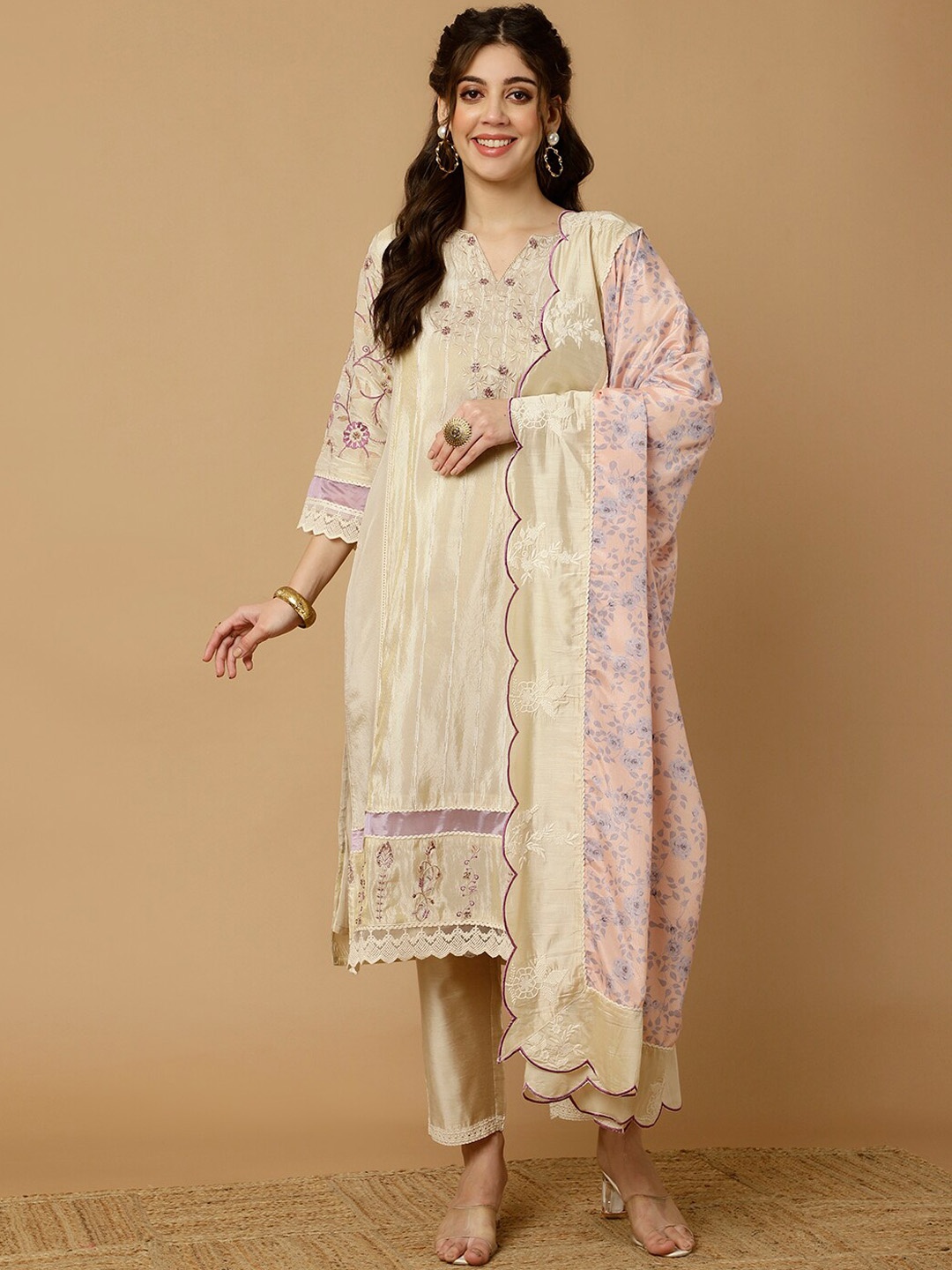 

Jaipur Kurti Floral Embroidered Thread Work Pure Silk Kurta with Trousers & With Dupatta, Lavender