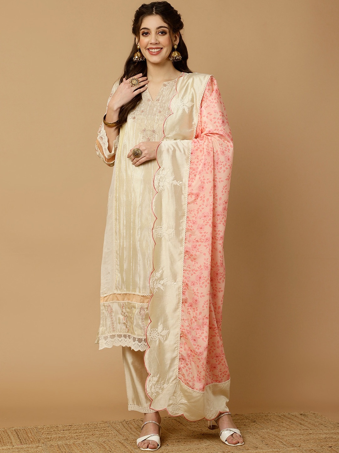 

Jaipur Kurti Floral Embroidered Regular Pure Silk Kurta with Trousers & With Dupatta, Peach