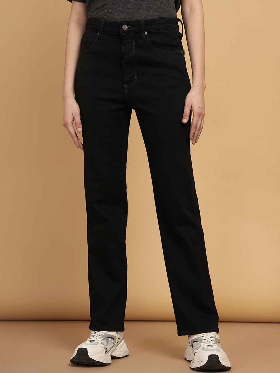 

Wrangler Women Straight Fit High-Rise Stretchable Jeans, Black