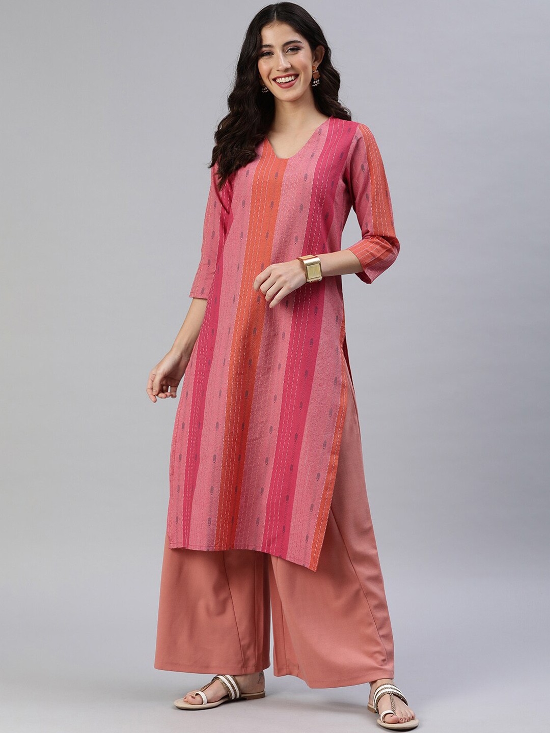 

Saanjh Women Striped Flared Sleeves Kurta, Red