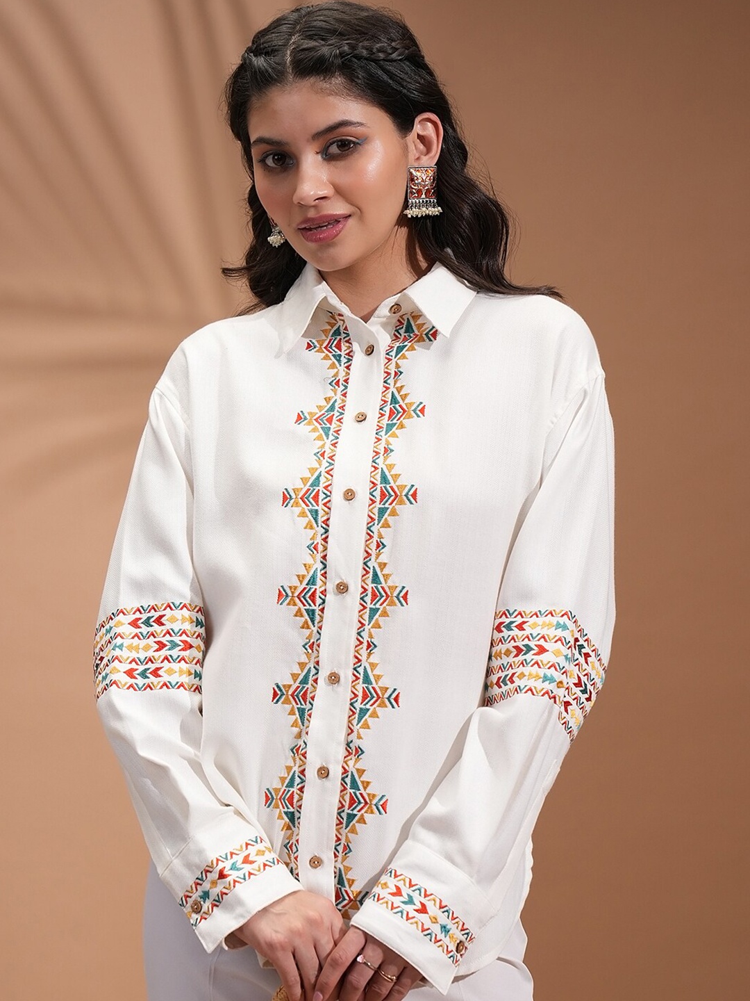 

Vishudh Women Off Embroide Overshirt, Off white