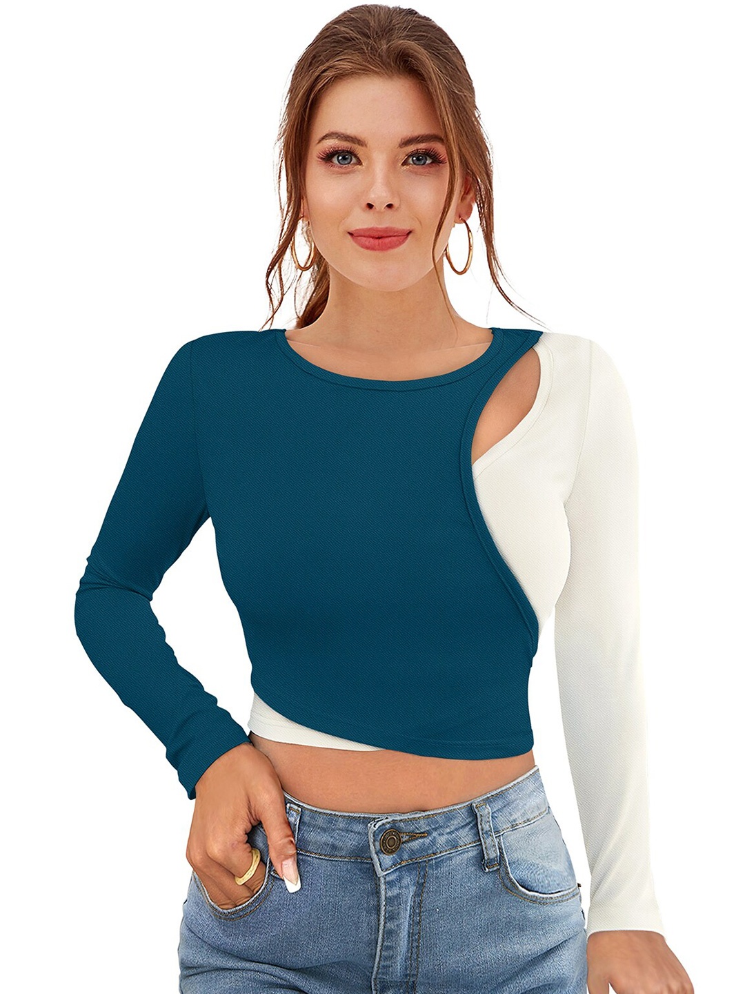 

Sanwariya Silk Round Neck Cut-Out Crop Top, Teal