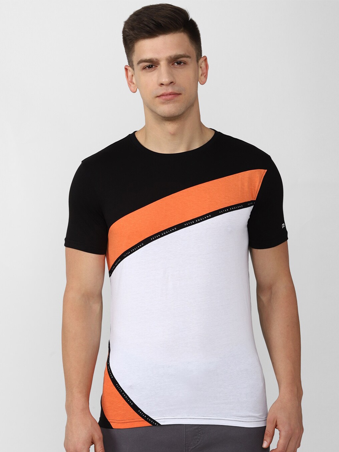 

Peter England Casuals Colourblocked Slim Fit T-shirt, White