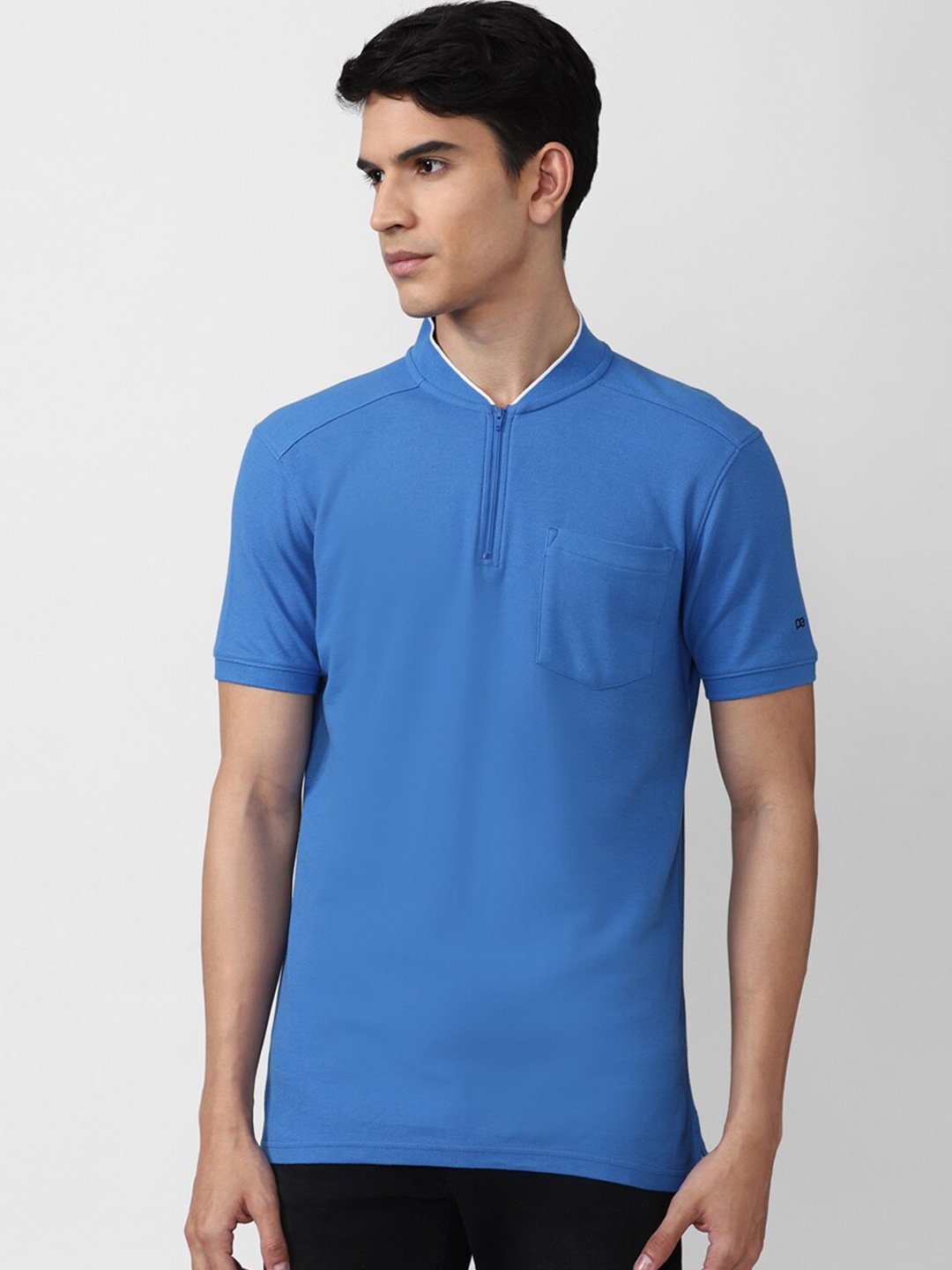 

Peter England Casuals Mandarin Collar Slim Fit T-shirt, Blue