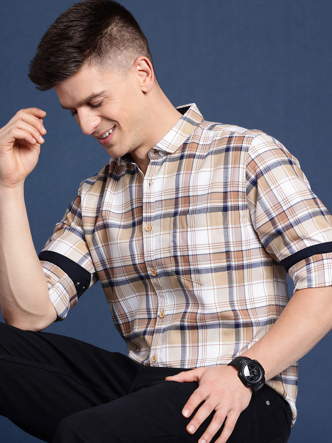 

Mast & Harbour Men Slim Fit Checked Casual Shirt, Beige