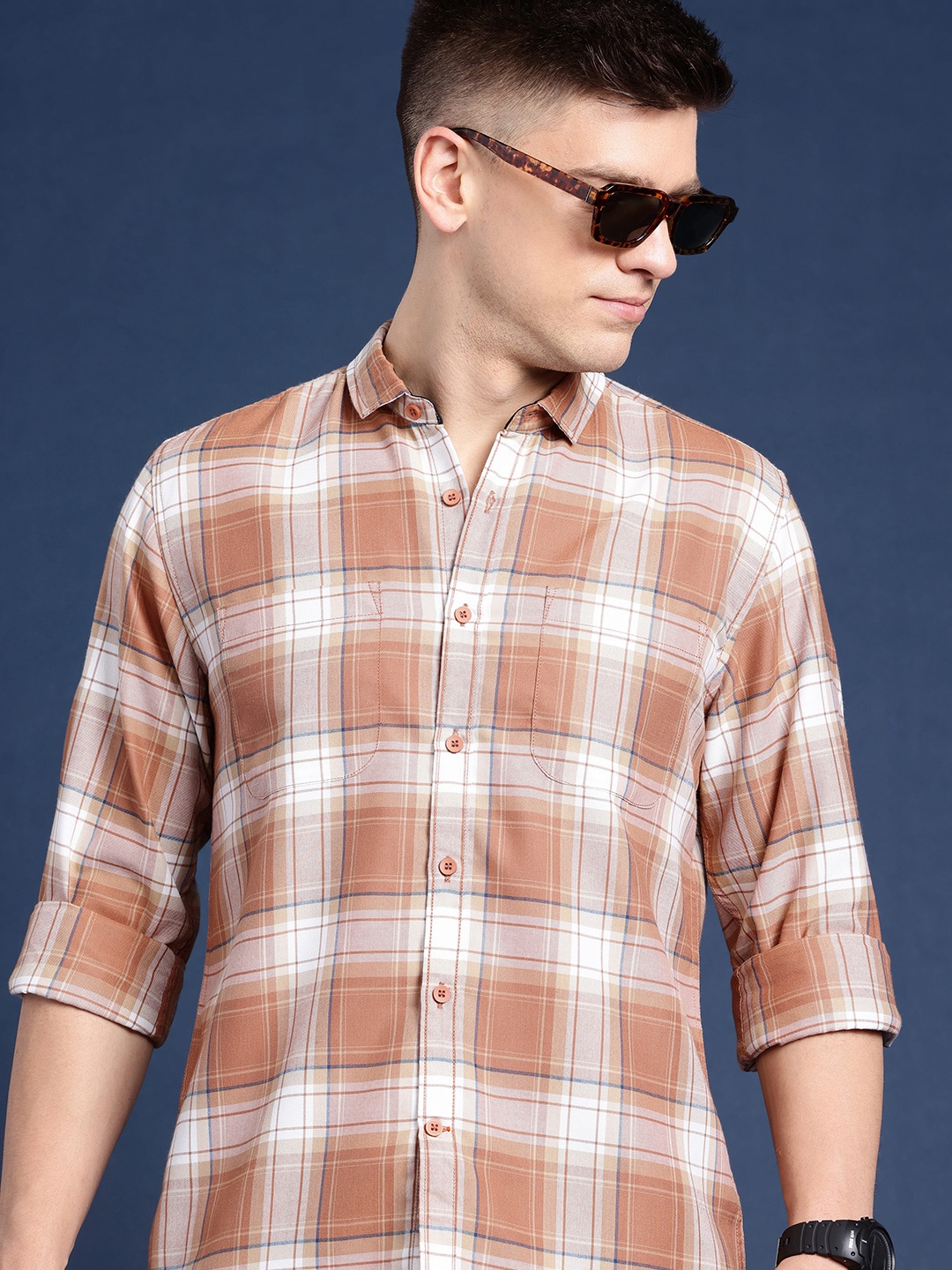 

Mast & Harbour Men Slim Fit Checked Casual Shirt, Brown