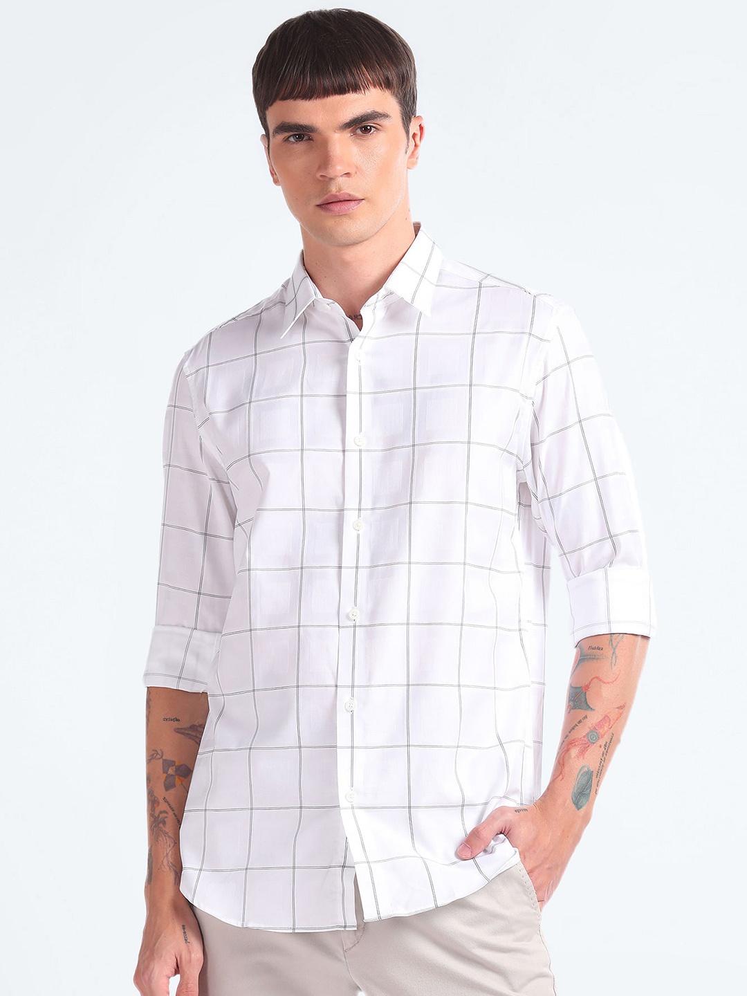 

Flying Machine Slim Fit Windowpane Checked Spread Collar Twill Pure Cotton Casual Shirt, White