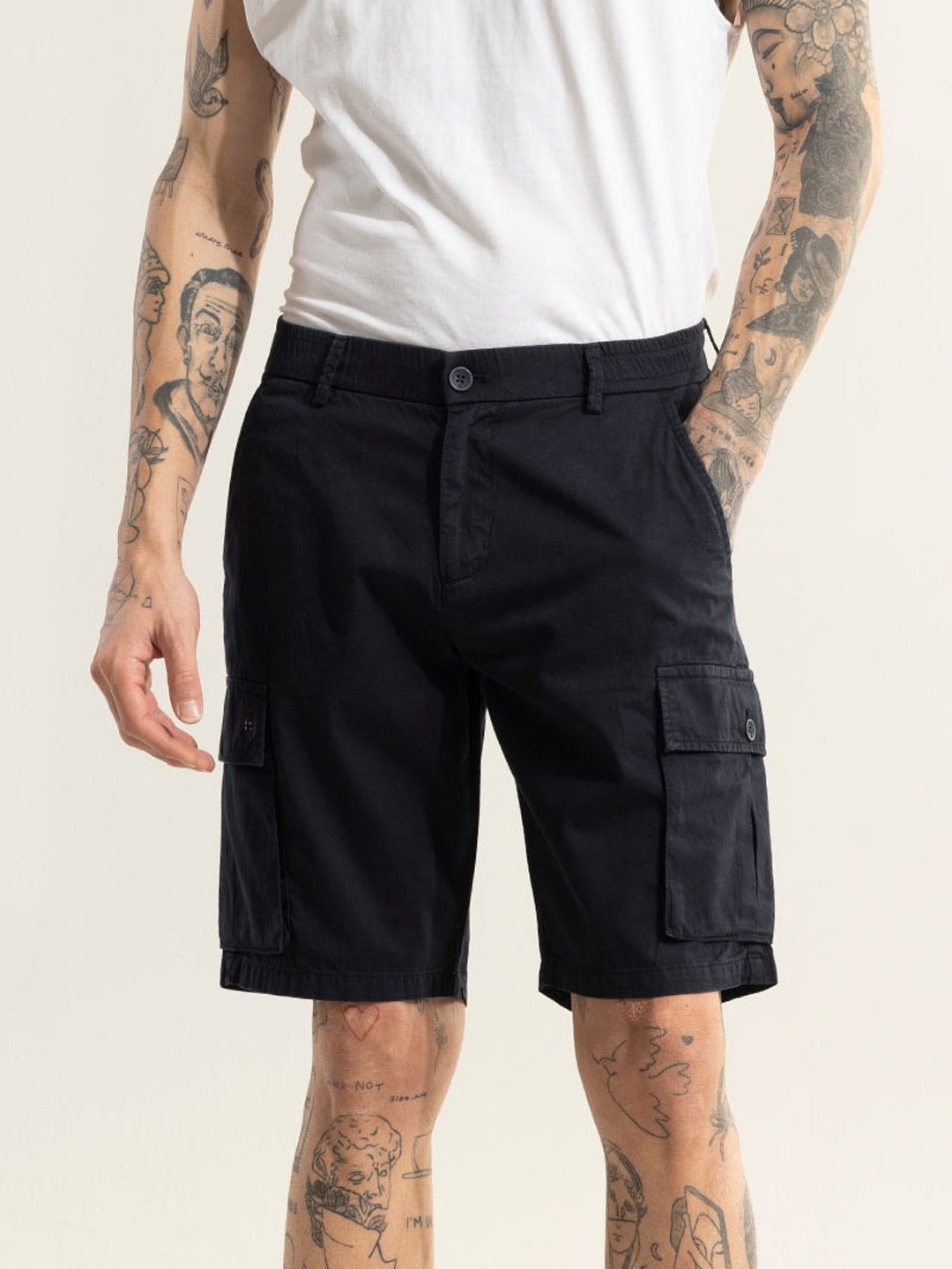 

Snitch Men Navy Blue Mid-Rise Cotton Cargo Shorts